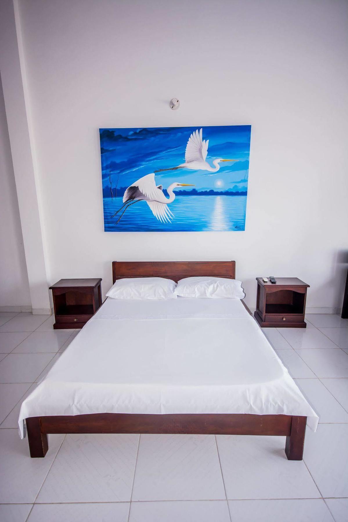 Casa Hotel Maune Leticia Exterior photo